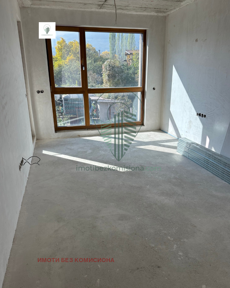 De vânzare  3 dormitoare Sofia , Crâstova vada , 167 mp | 87423239 - imagine [6]