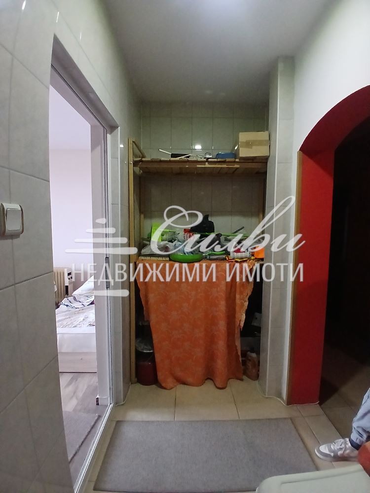 Продава 4-СТАЕН, гр. Шумен, Болницата, снимка 6 - Апартаменти - 54355601