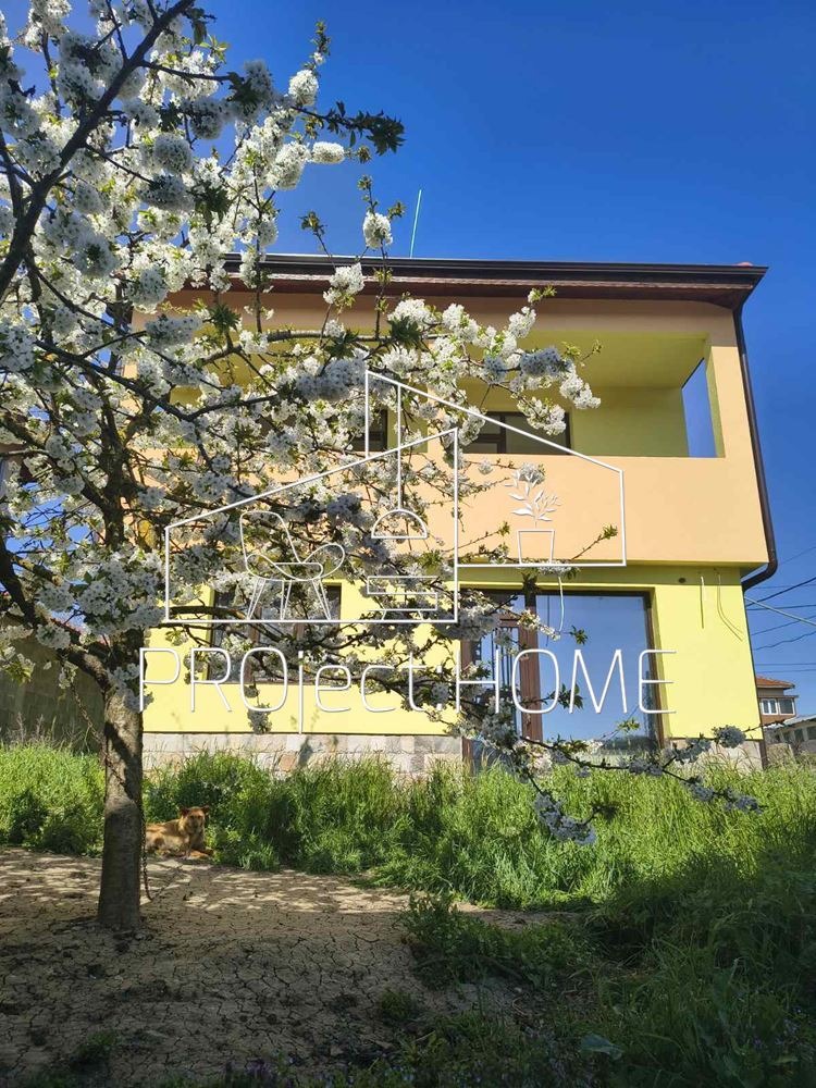 Продава КЪЩА, гр. Бургас, с. Маринка