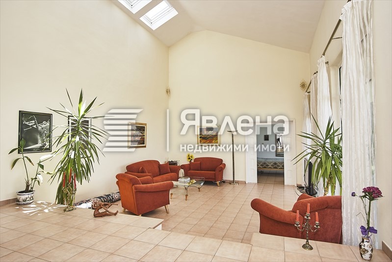 Продава КЪЩА, с. Горна Василица, област София област, снимка 17 - Къщи - 55893775