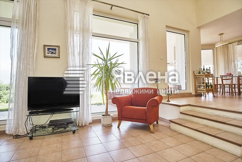 Продава КЪЩА, с. Горна Василица, област София област, снимка 10 - Къщи - 55893775