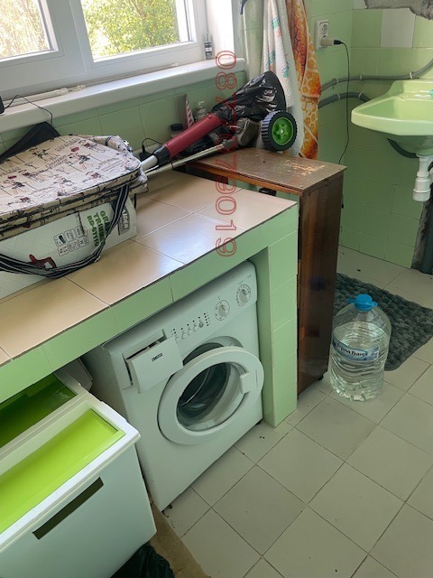 Продава КЪЩА, с. Углярци, област Перник, снимка 5 - Къщи - 56297047