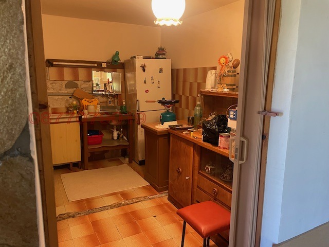 Продава КЪЩА, с. Углярци, област Перник, снимка 7 - Къщи - 56297047