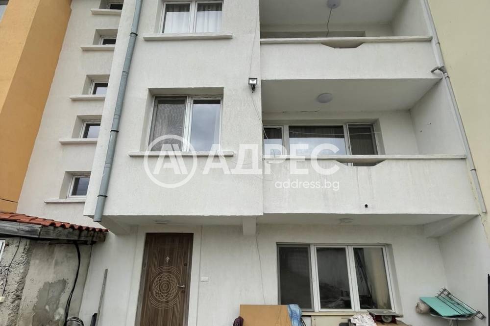 Продава МНОГОСТАЕН, гр. Божурище, област София област