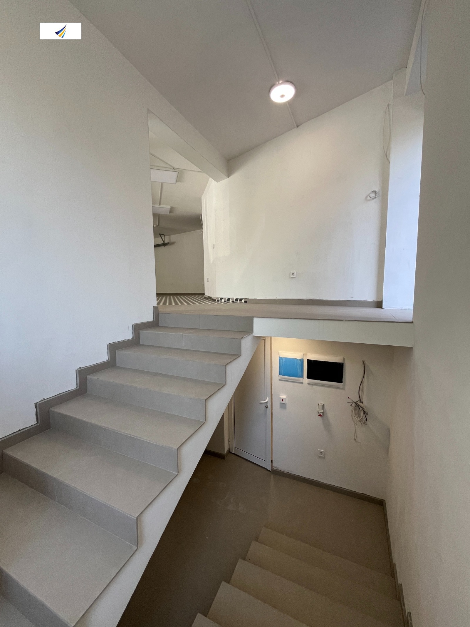 Продава ОФИС, гр. София, Редута, снимка 9 - Офиси - 55127110