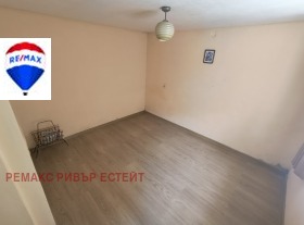 Hus Rodina 2, Ruse 3