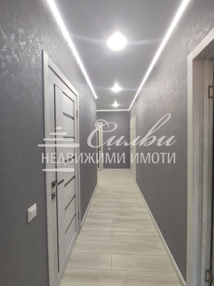 Продава 3-СТАЕН, гр. Шумен, Тракия, снимка 2 - Aпартаменти - 48601411