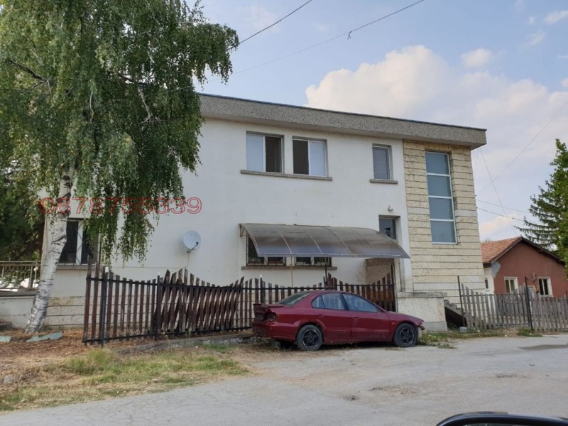 Продава ХОТЕЛ, гр. Лясковец, област Велико Търново, снимка 3 - Хотели - 46413685