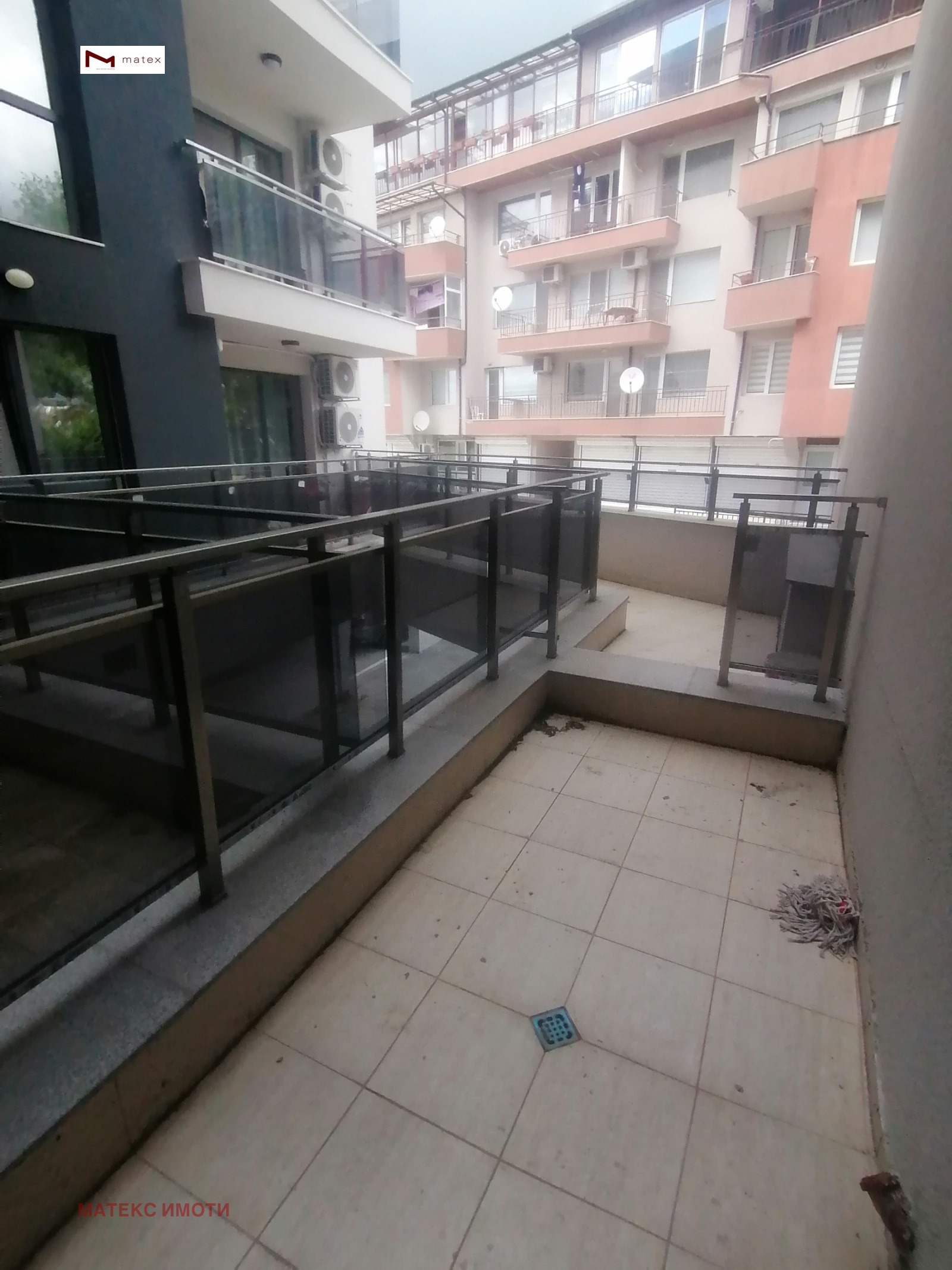 Продава МНОГОСТАЕН, гр. Варна, Изгрев, снимка 2 - Апартаменти - 50574955