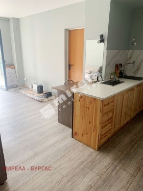 1 quarto k.k. Slantchev briag, região Burgas 4