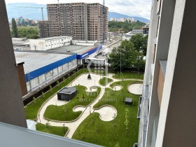 Продава 2-стаен град София Сердика - [1] 