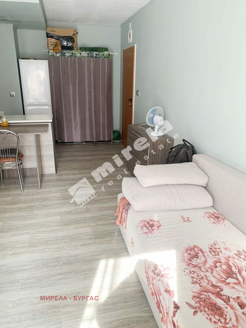 Na prodej  1 ložnice oblast Burgas , k.k. Slančev brjag , 66 m2 | 52209647