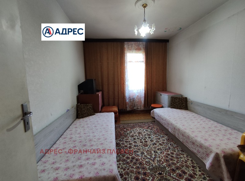 For Sale  1 bedroom Pleven , 9-ti kvartal , 62 sq.m | 51391123 - image [4]