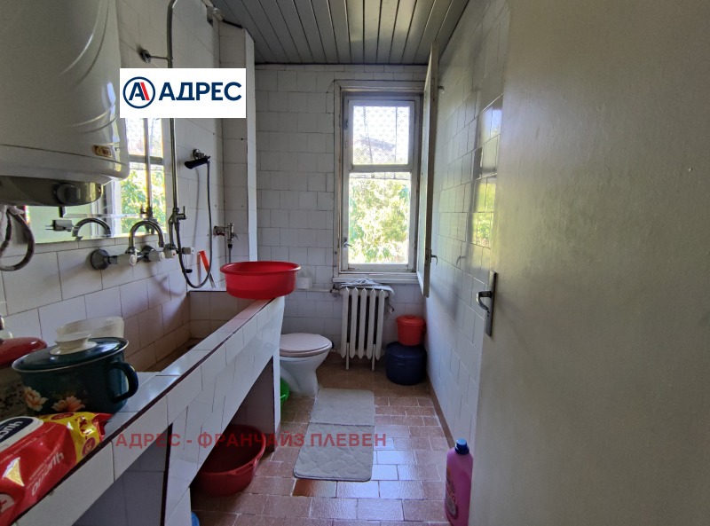 For Sale  1 bedroom Pleven , 9-ti kvartal , 62 sq.m | 51391123 - image [5]