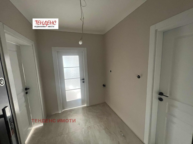 De vânzare  1 dormitor Cârdjali , Vâzrojdenți , 89 mp | 13968907