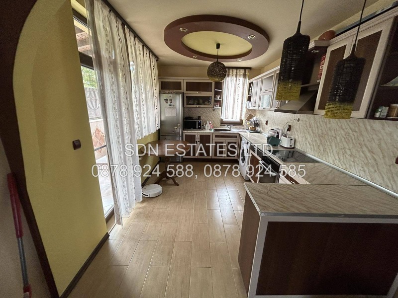 Продава  3-стаен област Стара Загора , гр. Казанлък , 110 кв.м | 31402727 - изображение [14]