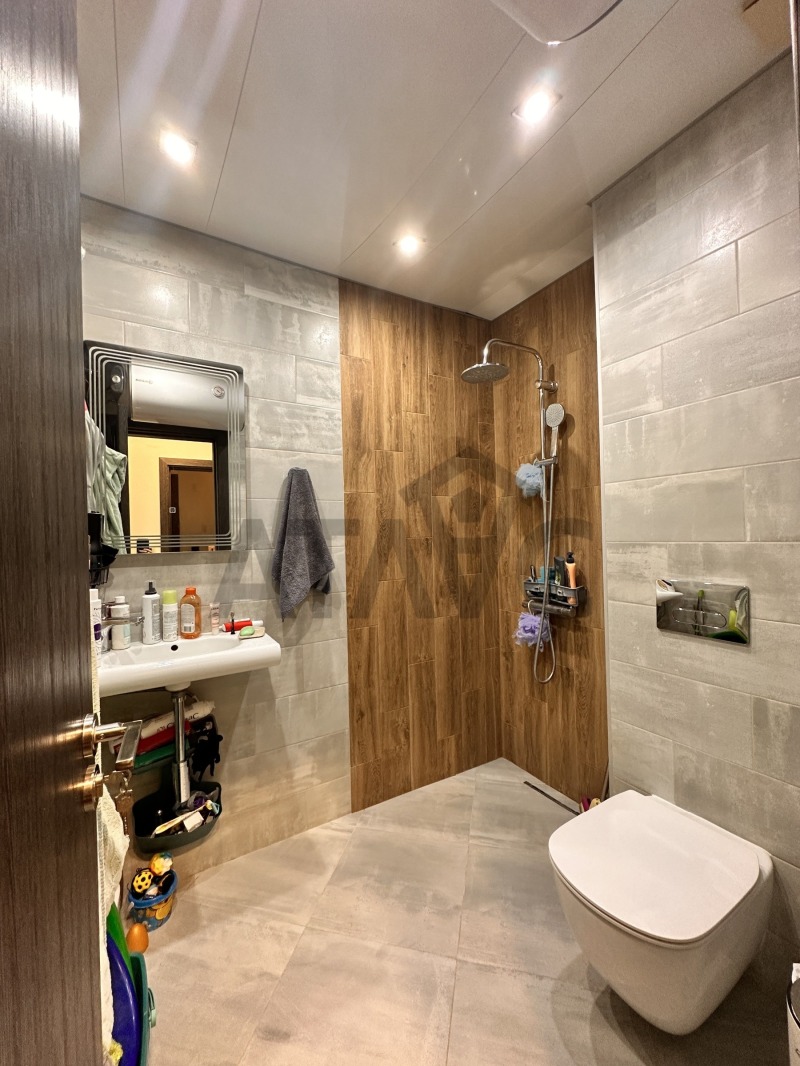 Продава  3-стаен град Пловдив , Остромила , 119 кв.м | 69132093 - изображение [12]