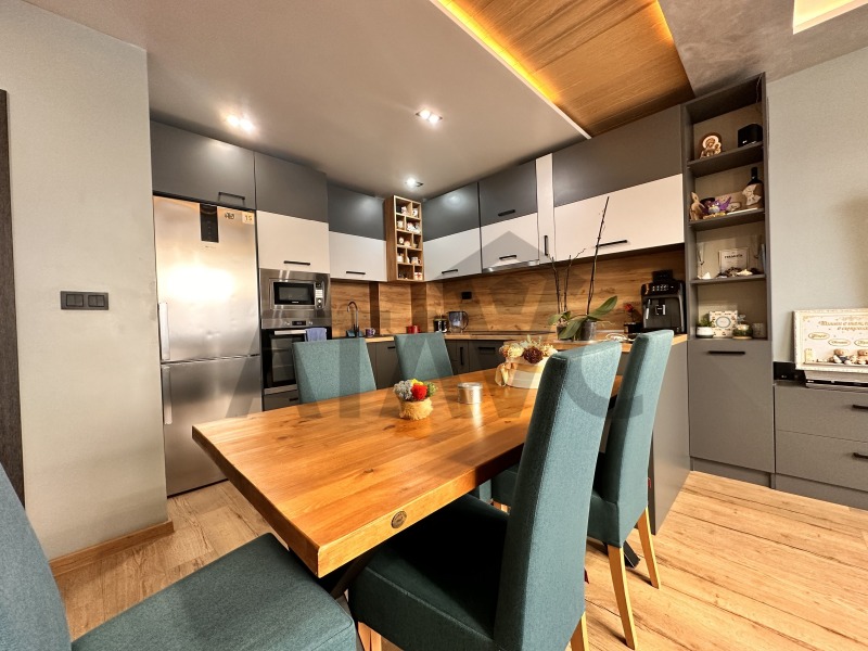 Продава  3-стаен град Пловдив , Остромила , 119 кв.м | 69132093 - изображение [3]