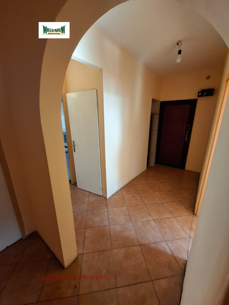 Продава 3-СТАЕН, гр. Пловдив, Гагарин, снимка 2 - Апартаменти - 52756173