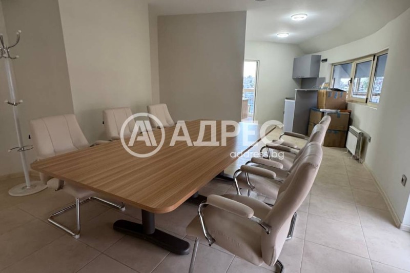 In vendita  Ufficio Sofia , Liulin 8 , 89 mq | 26483277