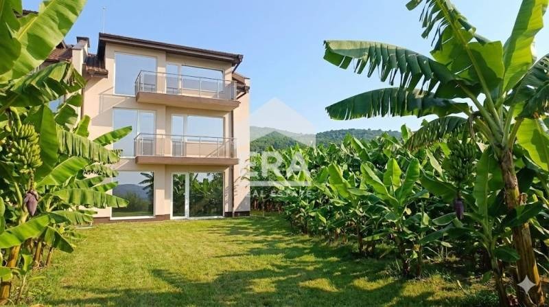 Продава КЪЩА, гр. Варна, м-т Пчелина