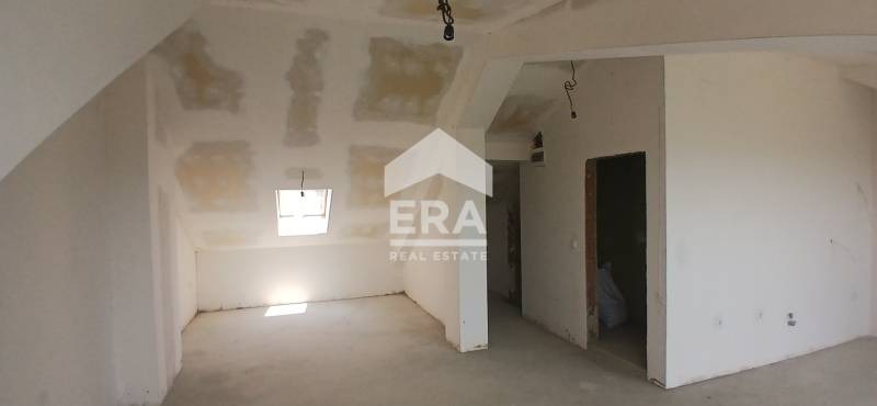 Продава КЪЩА, гр. Варна, м-т Пчелина, снимка 13 - Къщи - 53370164