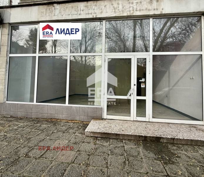 Продава МАГАЗИН, гр. Русе, Широк център, снимка 4 - Магазини - 52622080