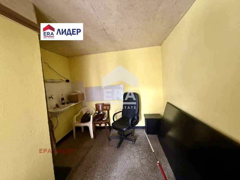 Продава МАГАЗИН, гр. Русе, Широк център, снимка 5 - Магазини - 52622080