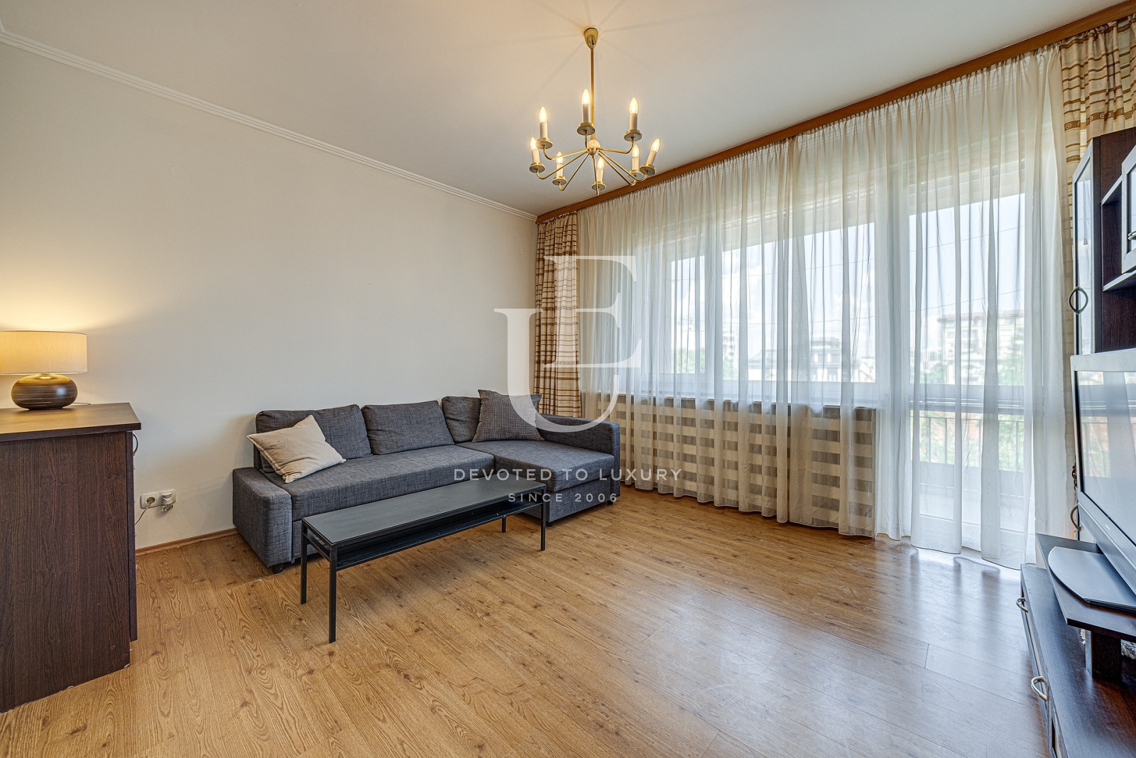 Продава 3-СТАЕН, гр. София, Оборище, снимка 2 - Апартаменти - 55050145