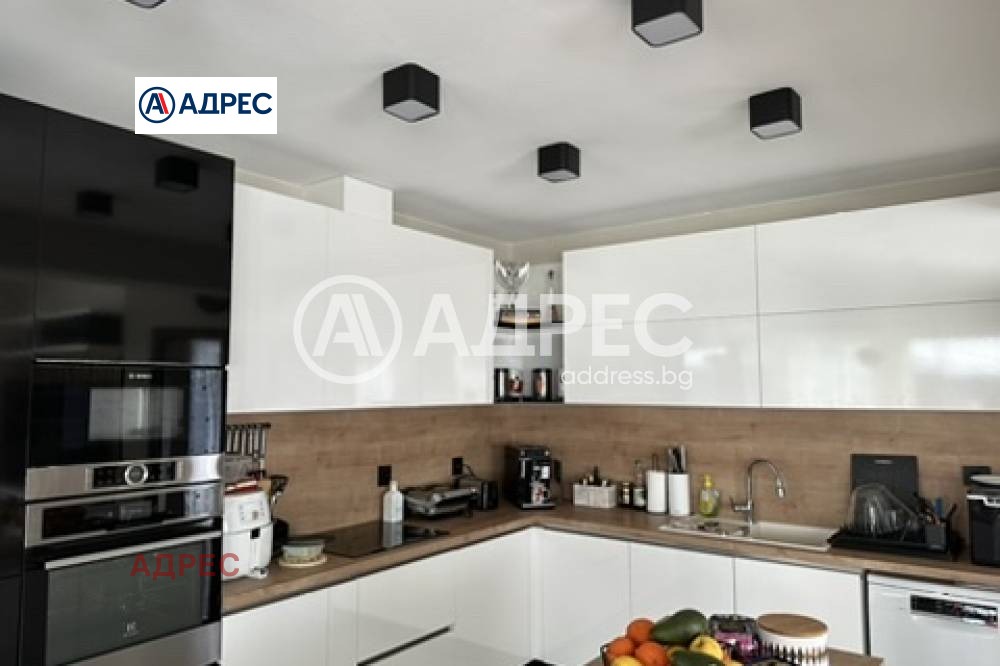 Продава КЪЩА, гр. Варна, м-т Долна Трака, снимка 3 - Къщи - 53900106