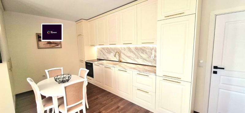 Продава 2-СТАЕН в град Варна, к.к. Св.Св. Константин и Елена - 81 кв.м / 239 900 € » 469 203.62 лв., РОНЕВА