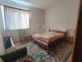 Hus Vedrina, region Dobrich 7