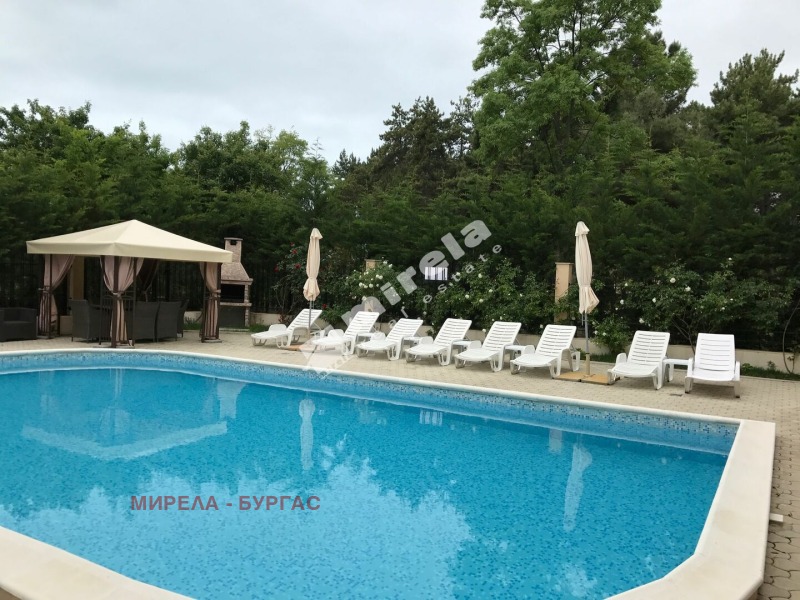 Продава 2-СТАЕН, гр. Поморие, област Бургас, снимка 2 - Апартаменти - 52538055