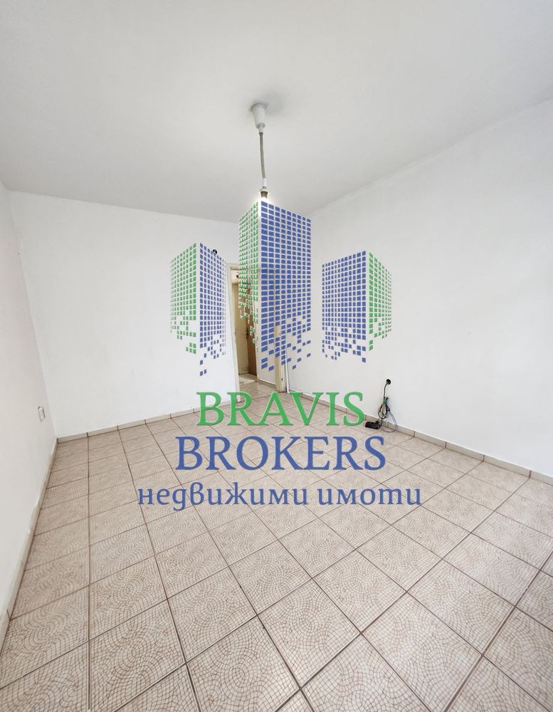 Продава 3-СТАЕН, гр. Варна, Окръжна болница-Генерали, снимка 5 - Апартаменти - 53355008