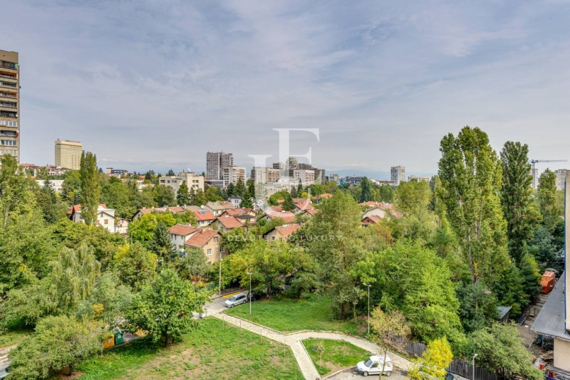 Продава 4-СТАЕН, гр. София, Изгрев, снимка 8 - Апартаменти - 52398489