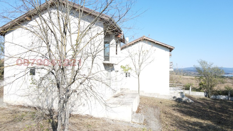 Продава ВИЛА, с. Конево, област Шумен