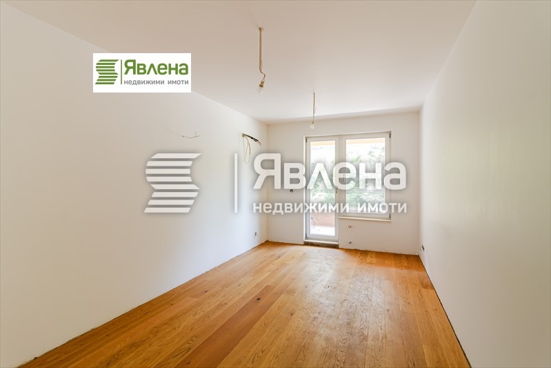 Zu verkaufen  3+ Schlafzimmer Sofia , sch.gr.Juschen park , 350 qm | 32920900 - Bild [7]