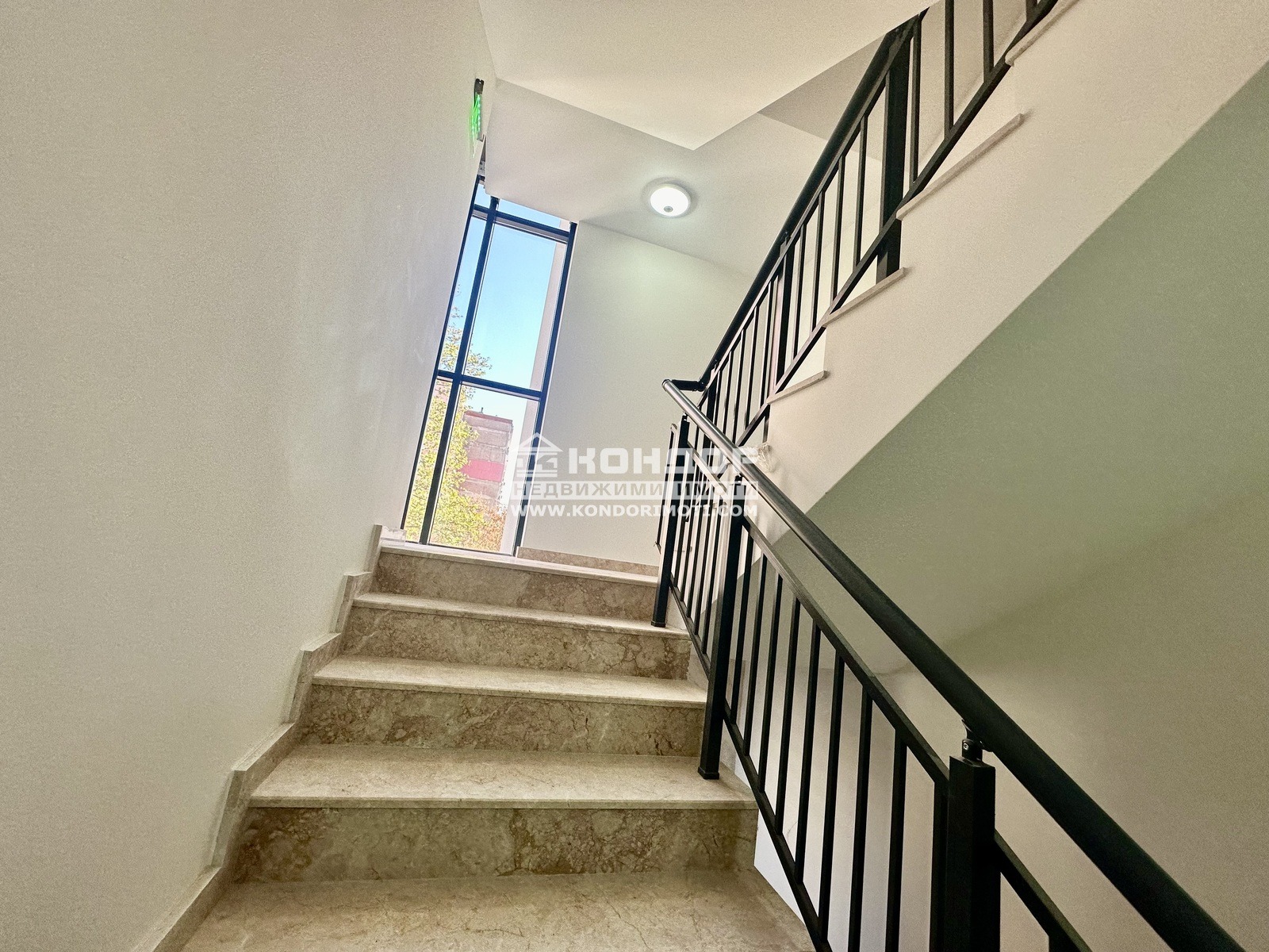 Продава 3-СТАЕН, гр. Пловдив, Кючук Париж, снимка 4 - Апартаменти - 55650822