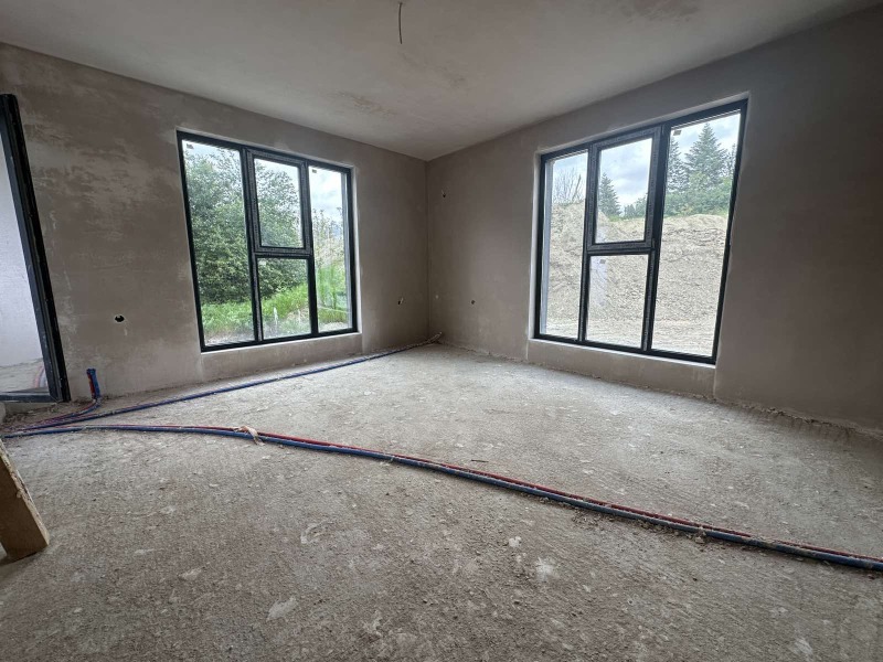 Продава 3-СТАЕН в град Шумен, Тракия - 84 кв.м / 132 935.89 € » 260 000 лв., АДРЕС НЕДВИЖИМИ ИМОТИ - КАНТОРА ШУМЕН