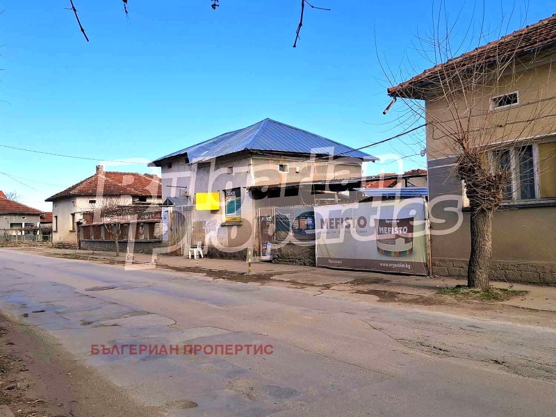 Продава КЪЩА в област Ловеч, с. Торос - 328 кв.м / 50 000 € » 97 791.50 лв., БЪЛГЕРИАН ПРОПЕРТИС