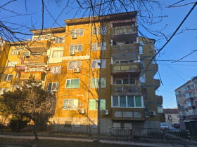 2 sypialnie Ichtiman, region Sofia 1