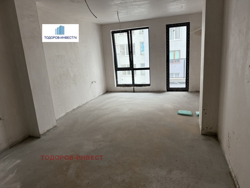À venda  1 quarto Kardjali , Centar , 73 m² | 36127769 - imagem [5]
