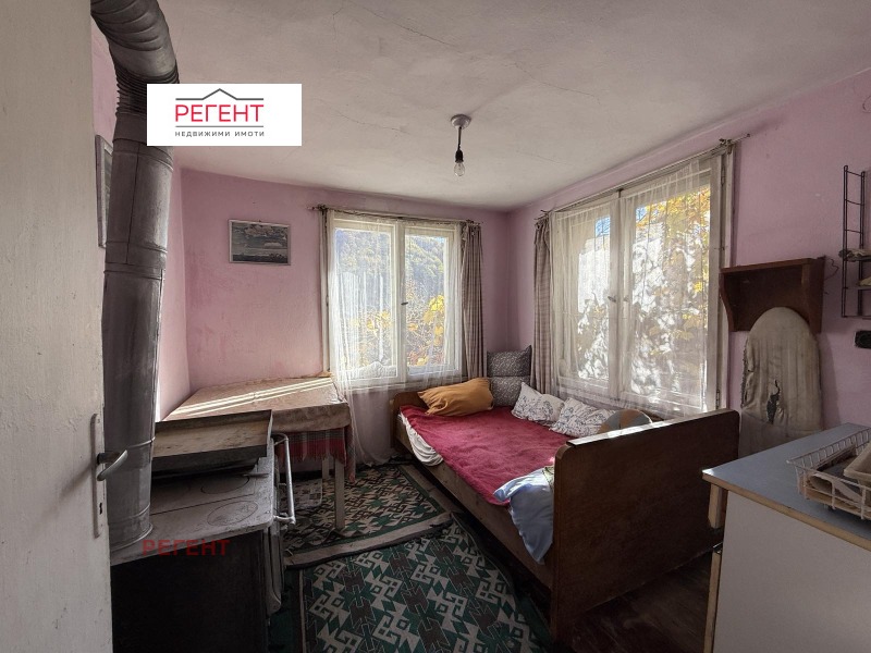 Продава КЪЩА в град Габрово, Хаджицонев мост - 139 кв.м / 35 000 € » 68 454.05 лв., РЕГЕНТ