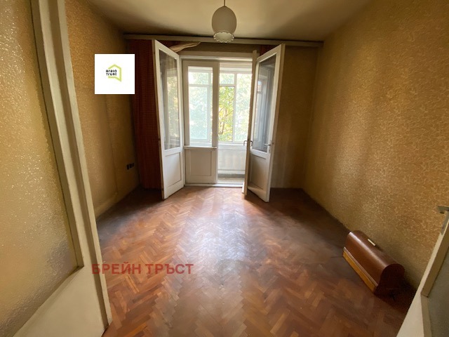 Na sprzedaż  1 sypialnia Sofia , Centar , 70 mkw | 82285441 - obraz [4]