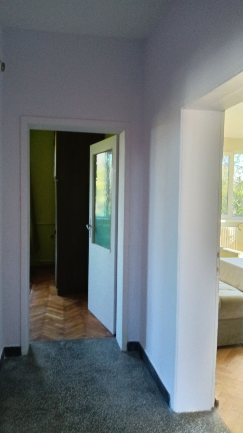 Продава КЪЩА, гр. София, Требич, снимка 4 - Къщи - 52750560