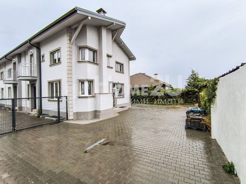 Продава КЪЩА, област Пловдив, с. Първенец • 225000 € / 440061.75 лв. • 31150013 1
