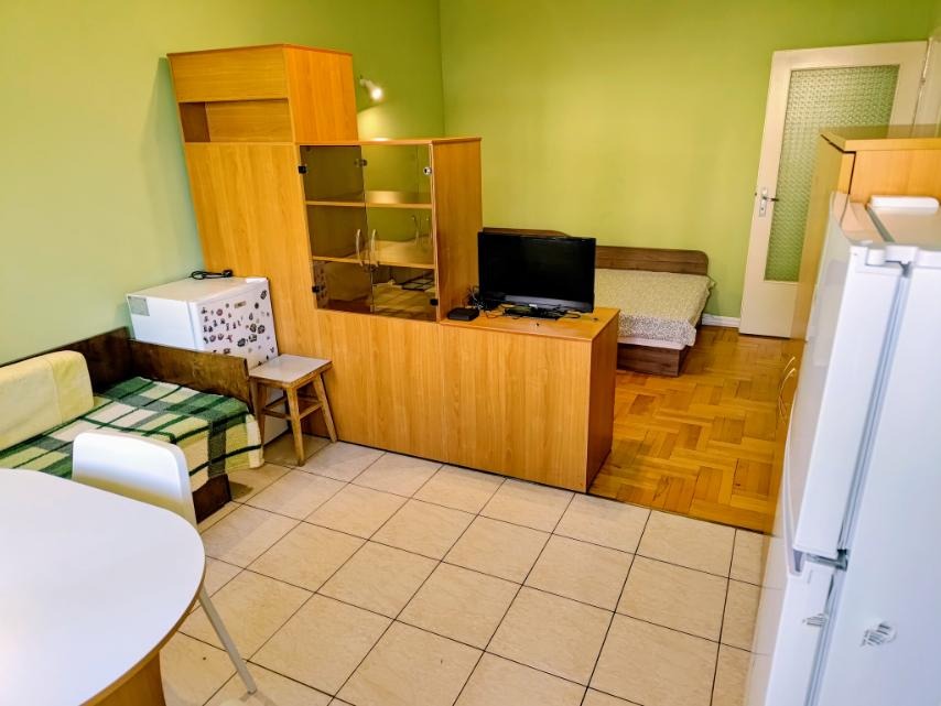 Продава 2-СТАЕН, гр. София, Младост 1