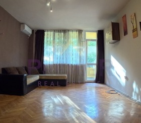 3 bedroom Zimno kino Trakiya, Varna 1