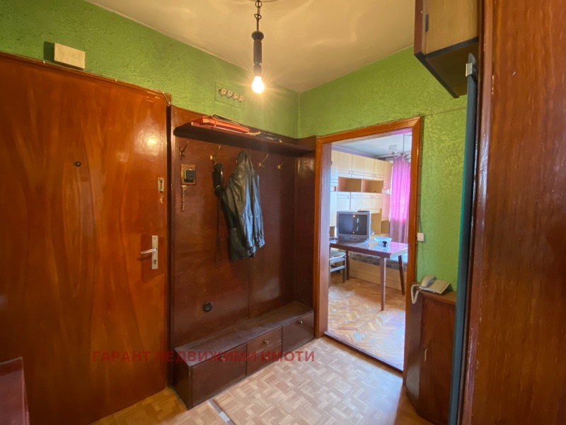 Продава  2-стаен град Габрово , Център , 68 кв.м | 67946735 - изображение [3]