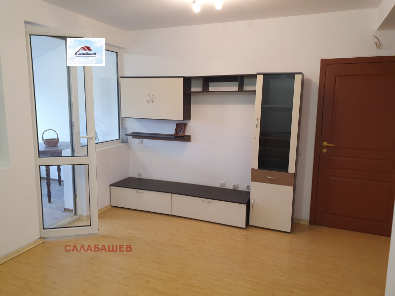 Продава 2-СТАЕН, гр. Казанлък, област Стара Загора, снимка 2 - Aпартаменти - 49209145